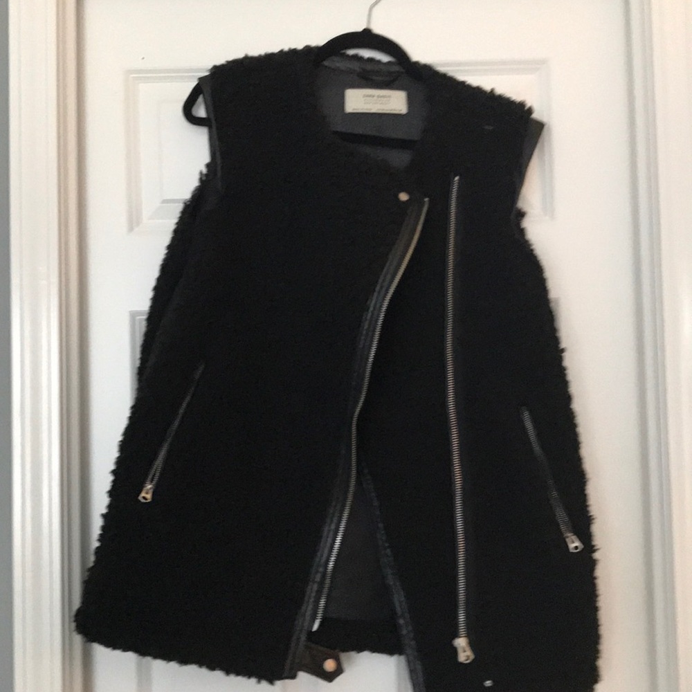Zara Basic Faux Shearling Vest